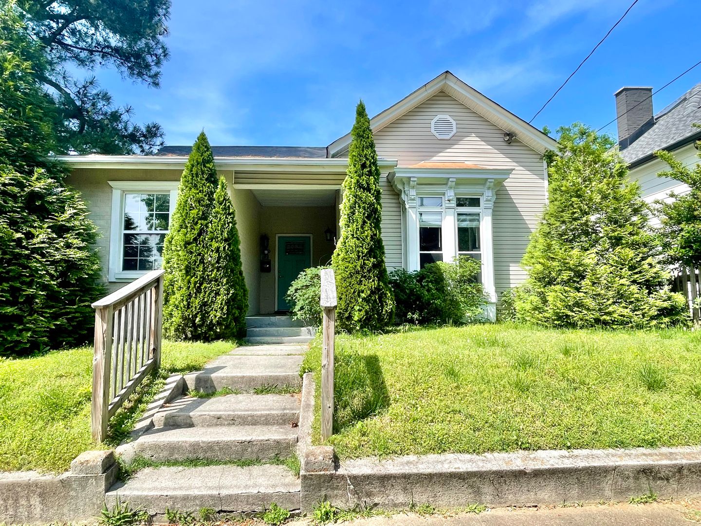 Nashville Apartment: 315 Grace St.