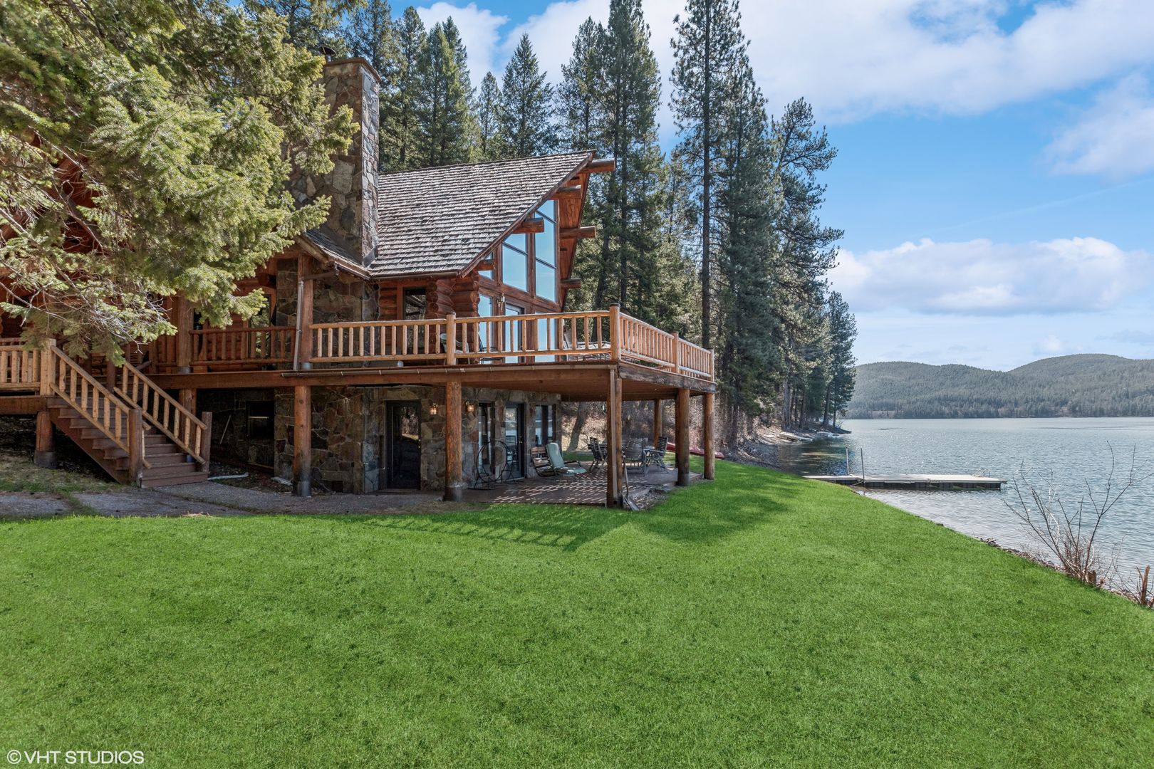 Whitefish House: 3560 E. Lakeshore Dr