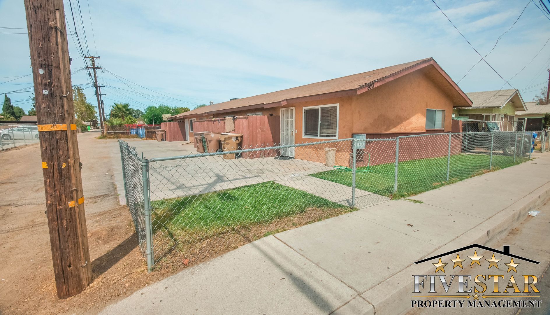 BAKERSFIELD Apartment: 3017 Q ST A-C