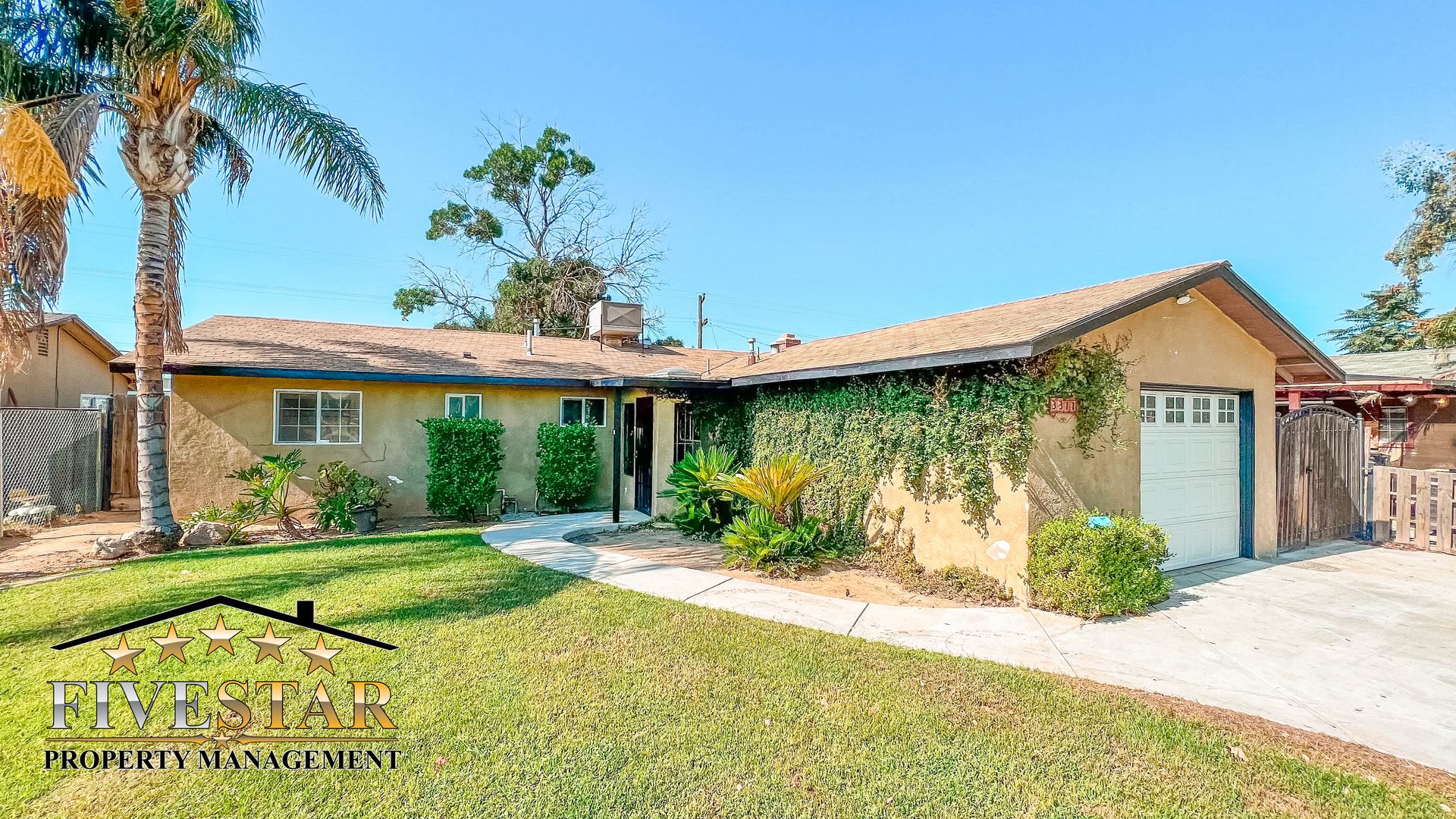 BAKERSFIELD House: 3311 CAMELLIA DR