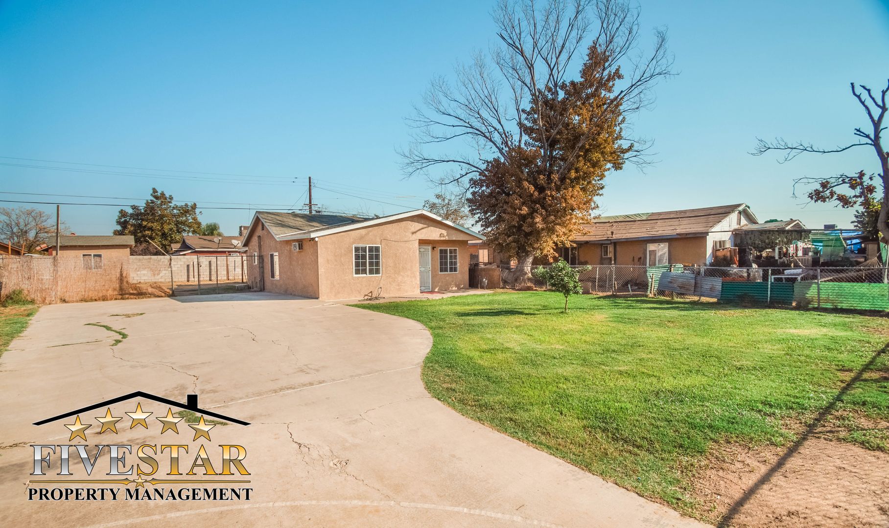 BAKERSFIELD House: 604 LAWSON RD
