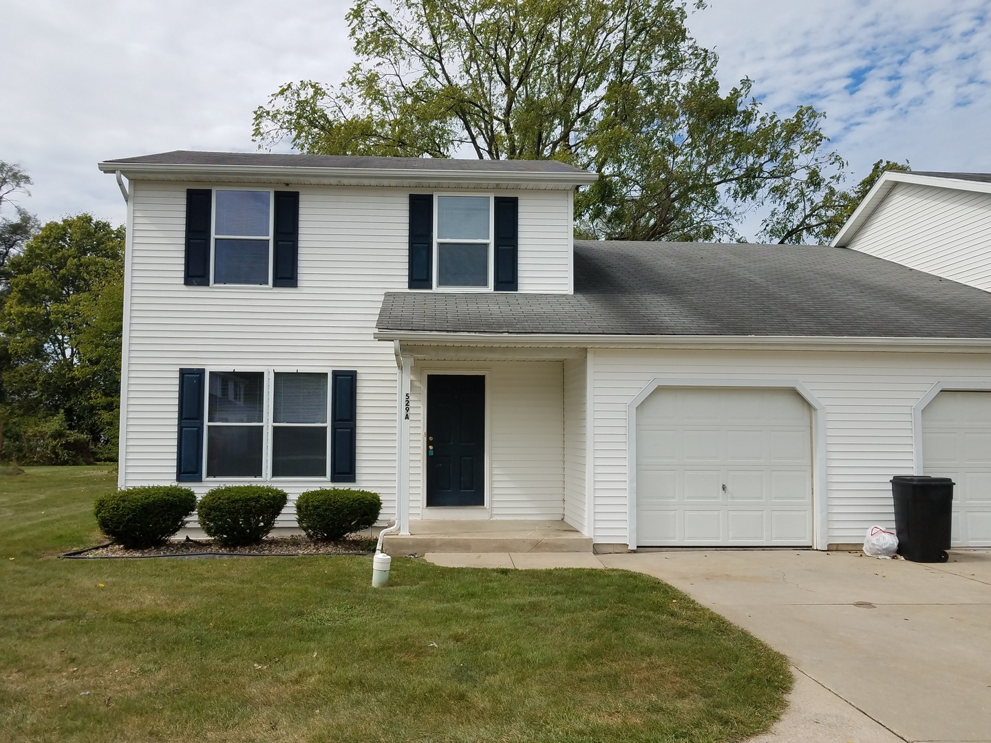 Goshen House: 529 S. SIlverwood Lane, Apt A