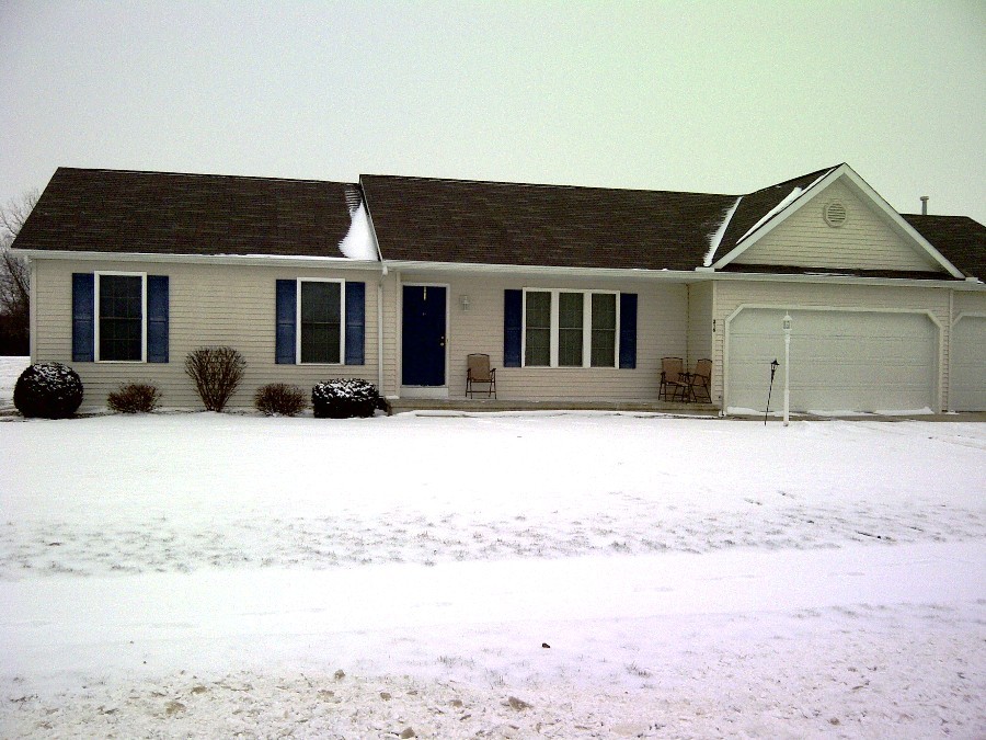Goshen House: 220 Tanglewood Drive