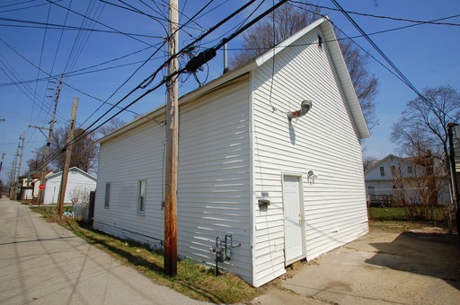 Recently Renovated 2 Bedroom Home For Rent - Walking Distance from Downtown Goshen