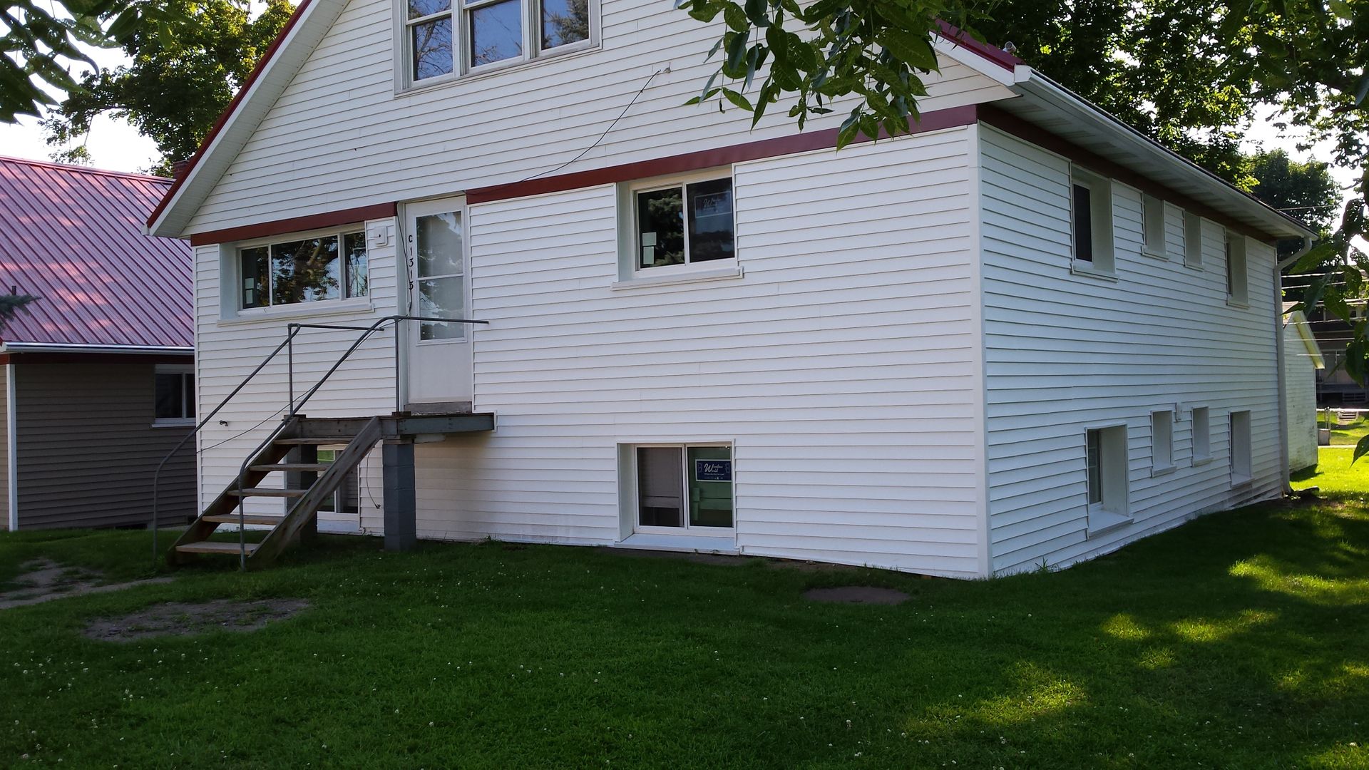 Goshen Apartment: 1313 S. 9th Street Apt A