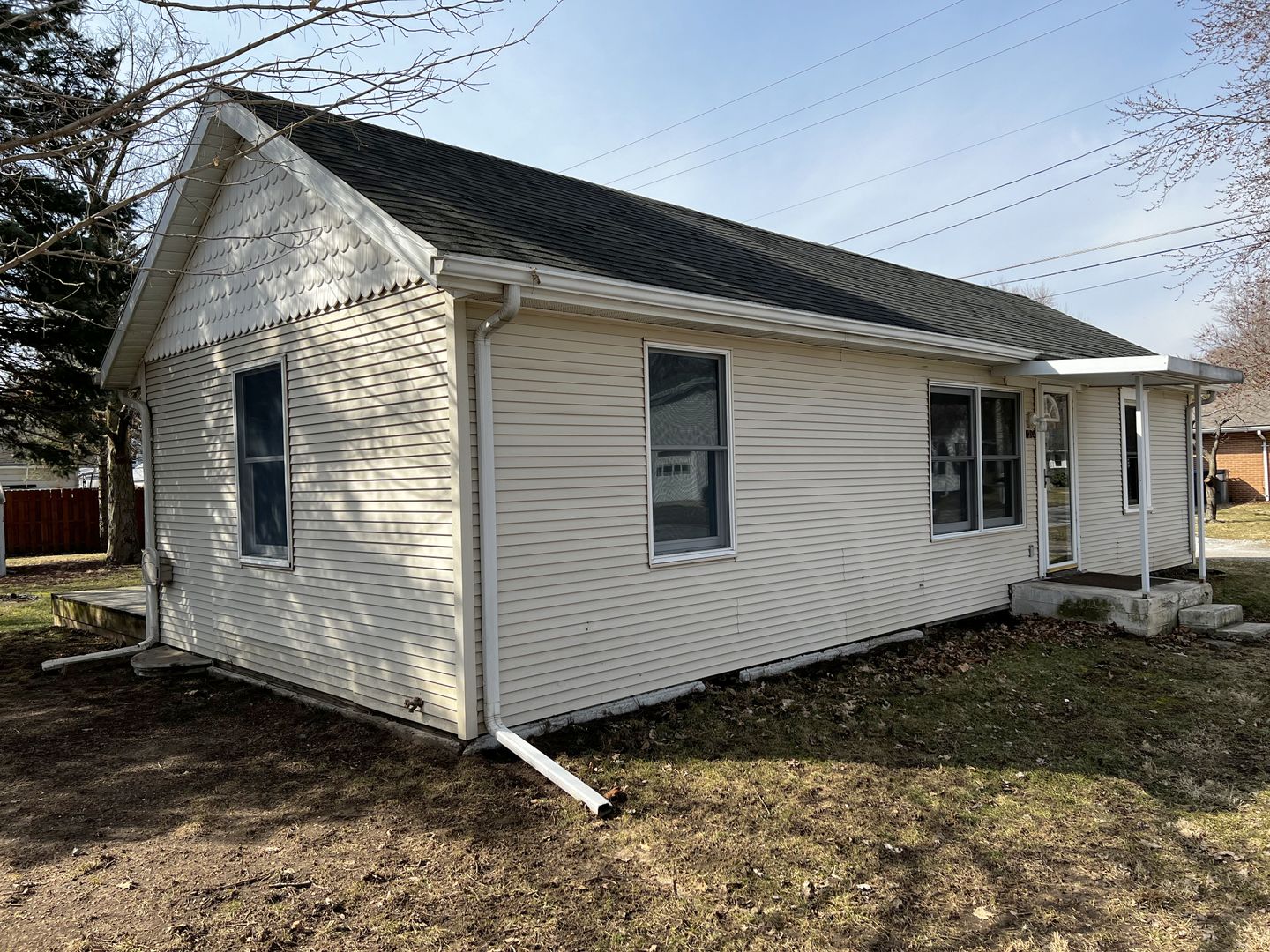 Goshen House: 1204 Baker Avenue