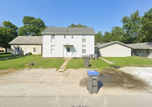 1-BR Main Level Recently Renovated Apartment for Rent Near Goshen College