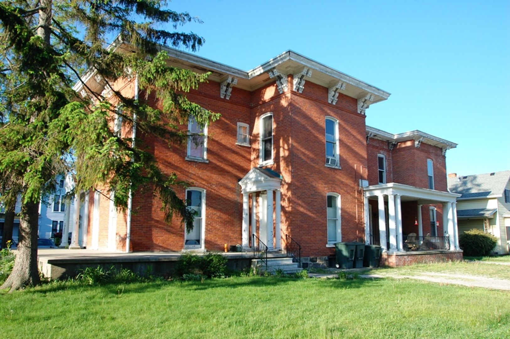 Goshen Apartment: 203 S. 6th Street Apt # 2