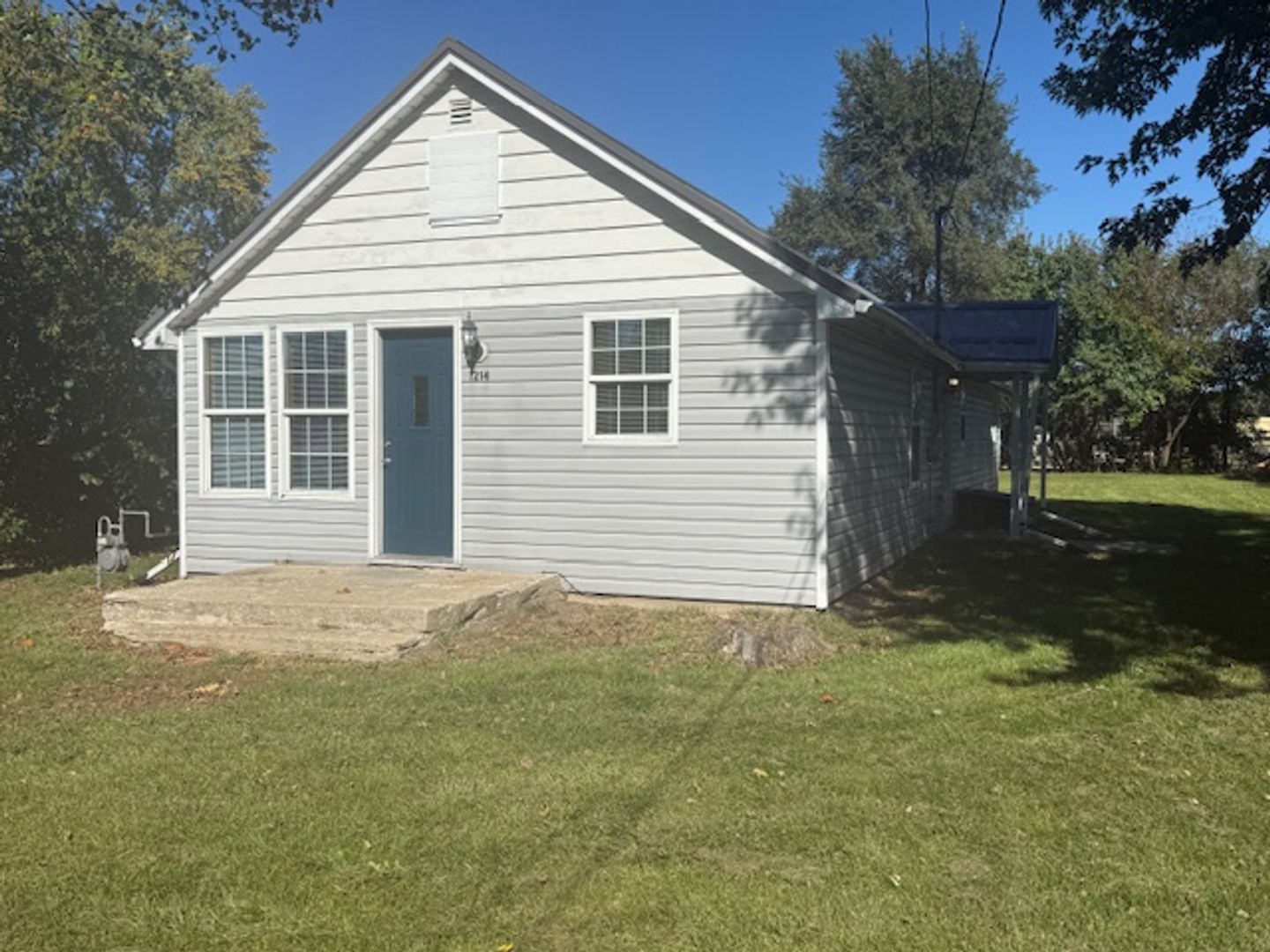 Osceola House: 1214 W Rogers Street