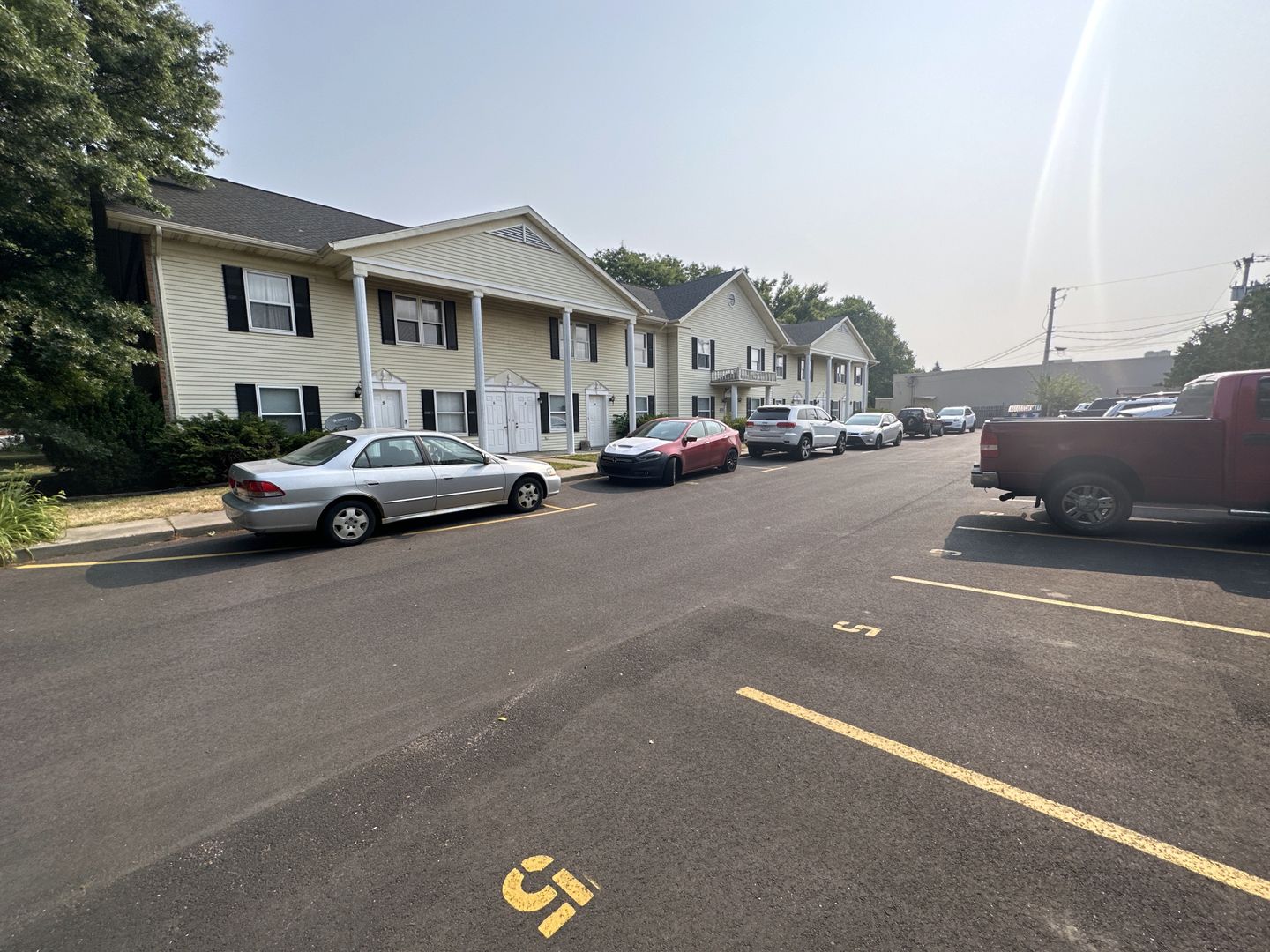 Goshen Apartment: 1606 South 16th Street Apt 1