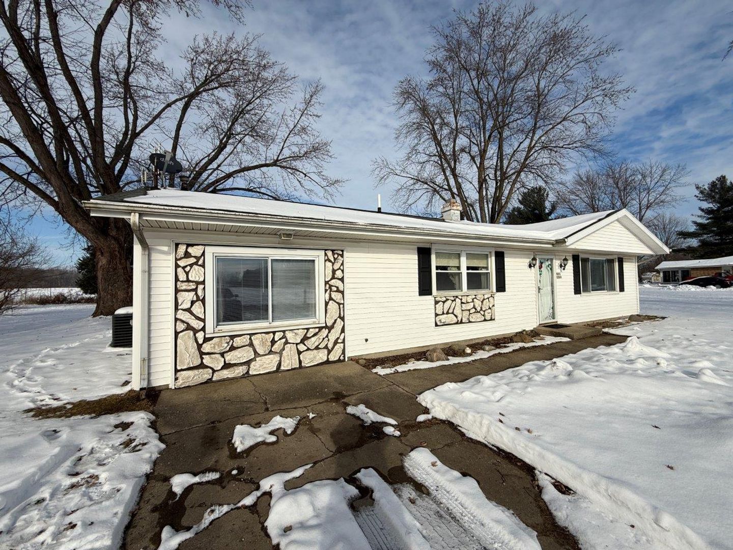 Milford House: 632 E 1250 N