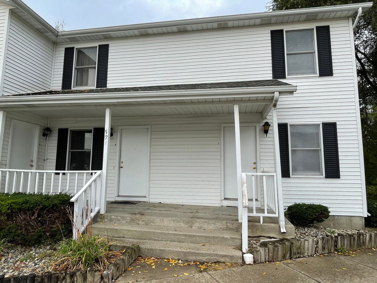 Goshen Apartment: 521 S. SIlverwood Lane, Apt F