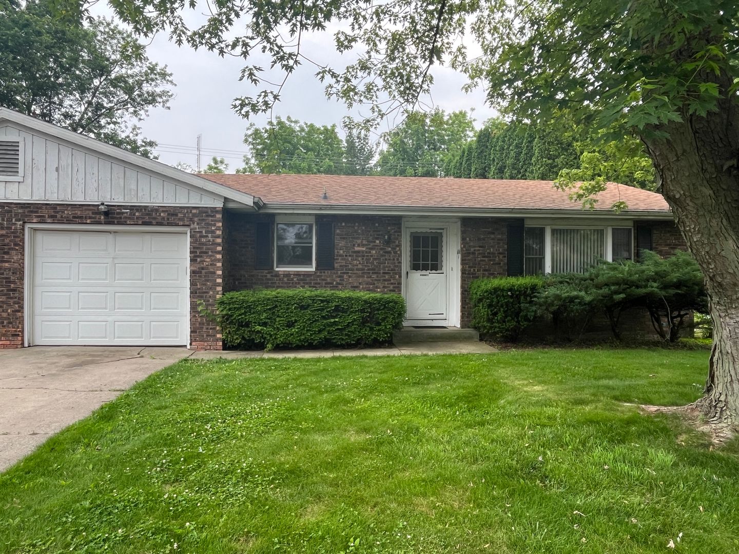 Goshen House: 606-A Revere Drive