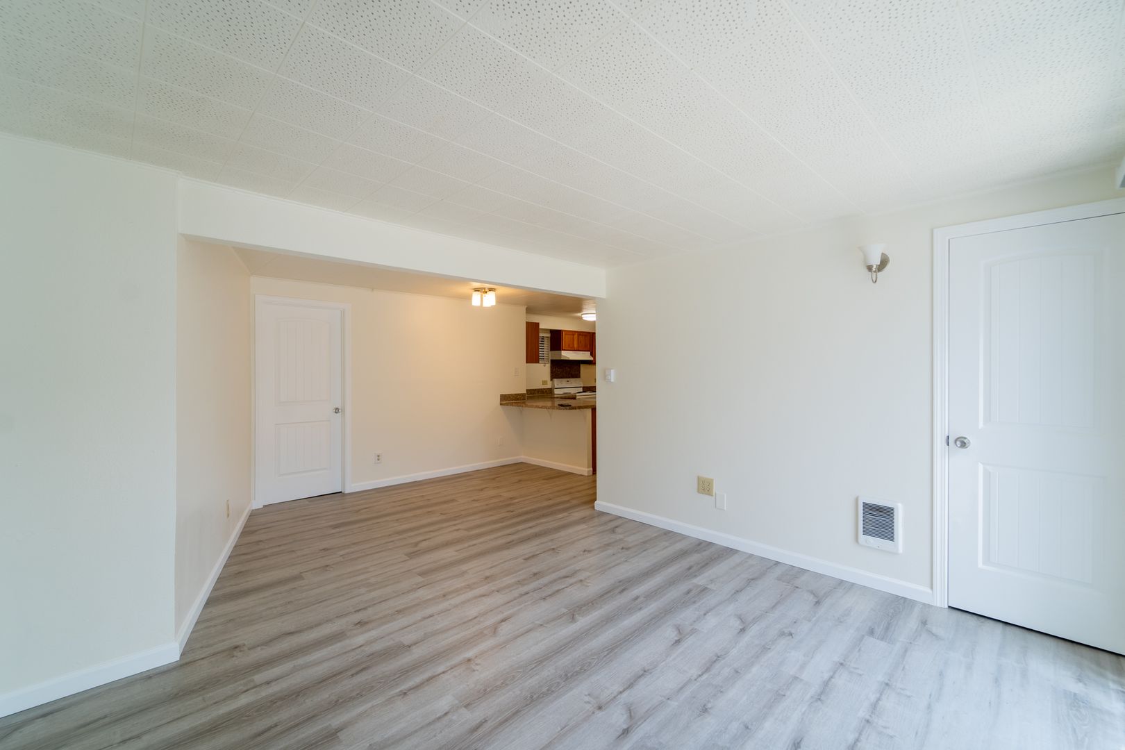 Lakewood Apartment: 10804-10810 Davisson Road SW