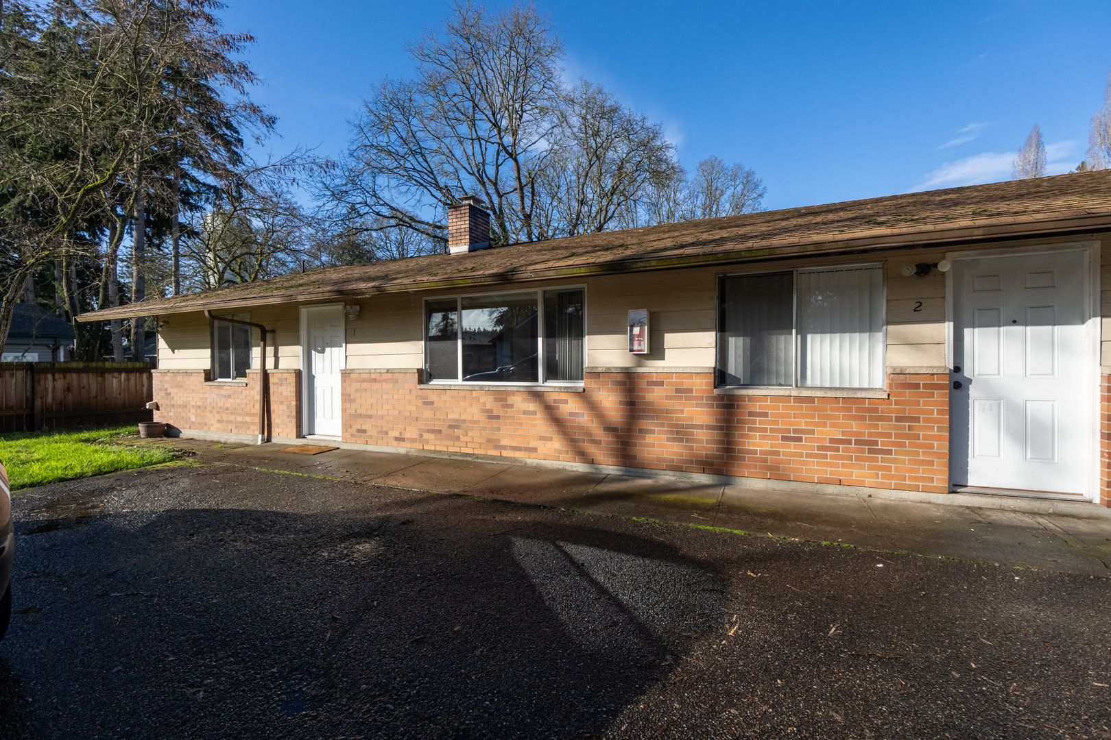 Lakewood Apartment: 14424 & 14428 Washington Ave SW