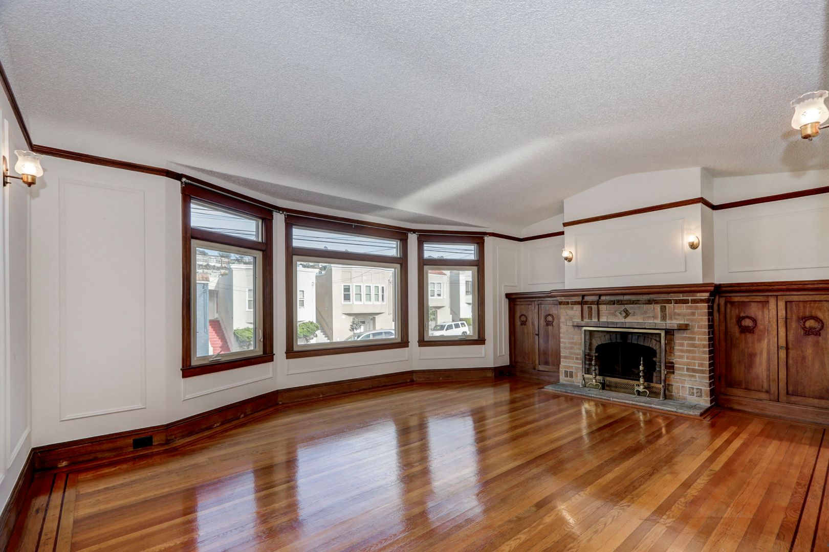 San Francisco House: 1663 22nd Ave