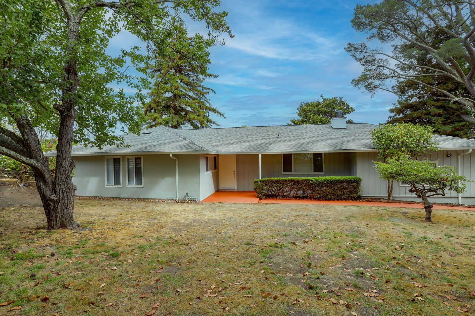 Millbrae House: 1360 Millbrae Ave