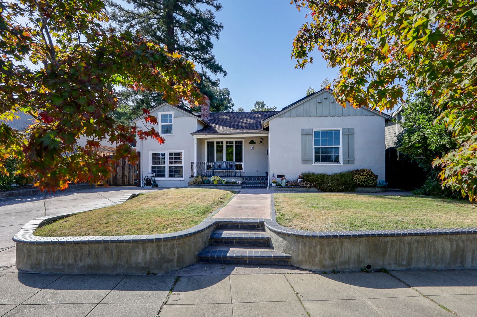 Redwood City House: 88 Southgate Street