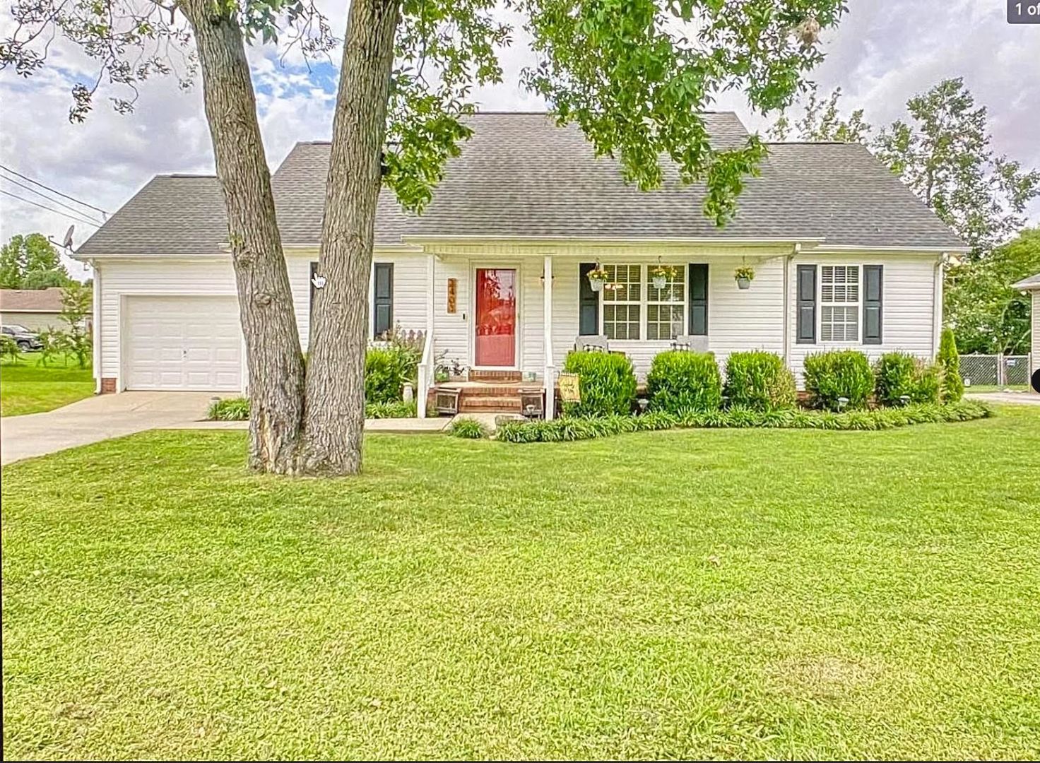 Murfreesboro House: 2403 Medford Campbell Blvd