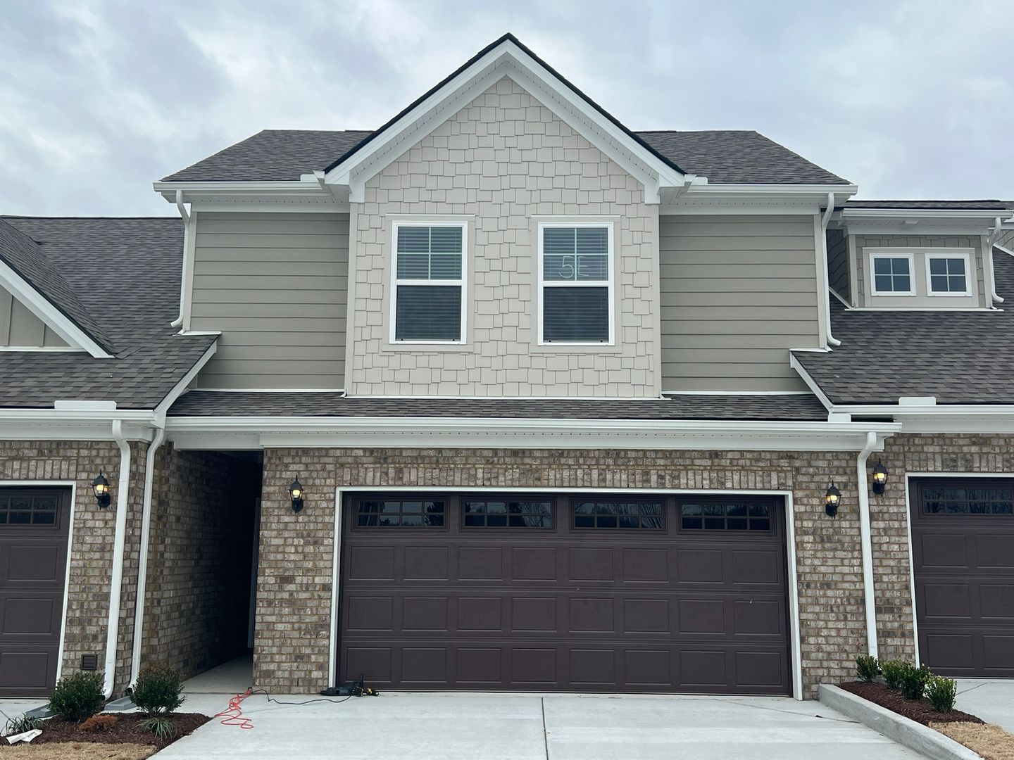 Shelbyville House: 967 Horse Mountain