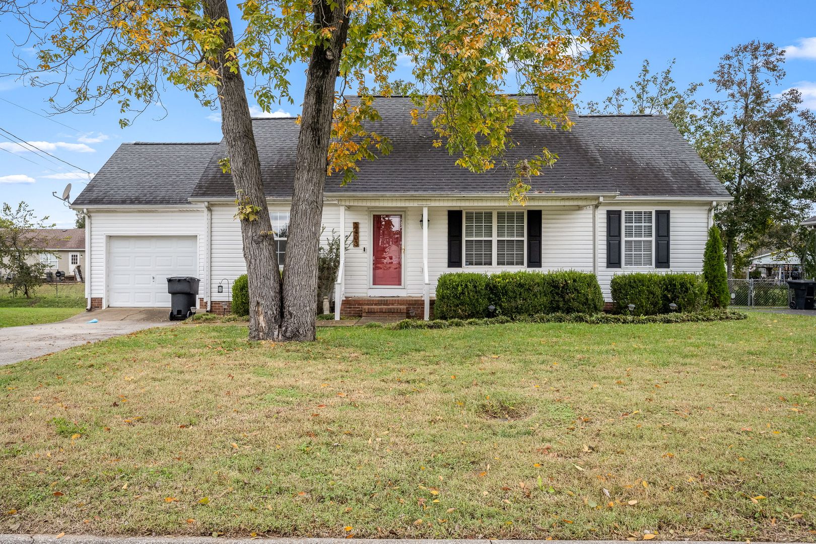 Murfreesboro House: 2403 Medford Campbell Blvd
