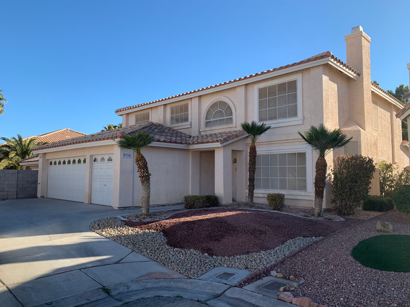 Las Vegas House: 9796 Raven Wing Canyon Ct