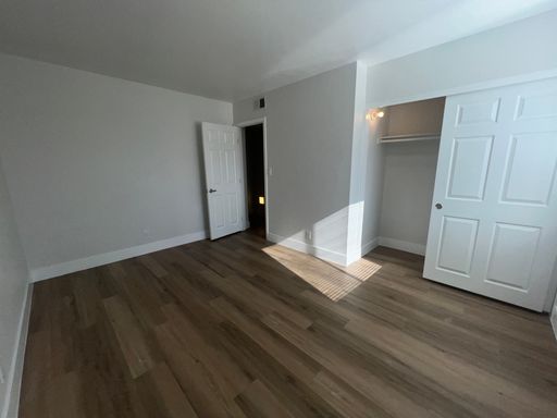 5060 Indian River Dr #391, Las Vegas, NV 89103