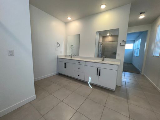 612 Emerson Creek Ct, North Las Vegas, NV 89084