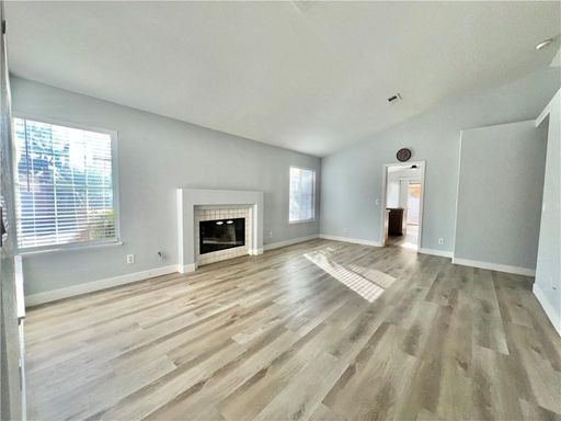 9553 World Cup Dr, Las Vegas, NV 87117