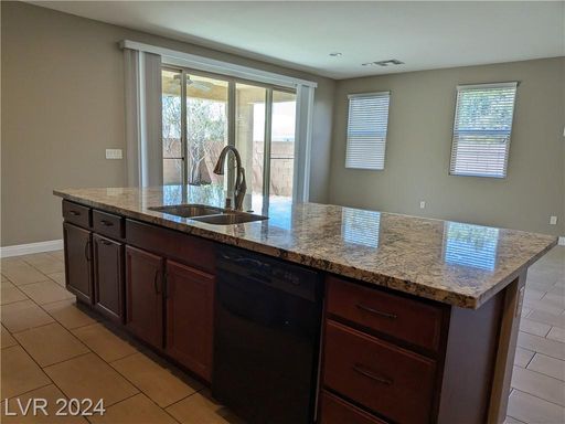 909 Old Creek , North Las Vegas, NV 89084