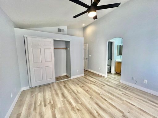 9553 World Cup Dr, Las Vegas, NV 87117