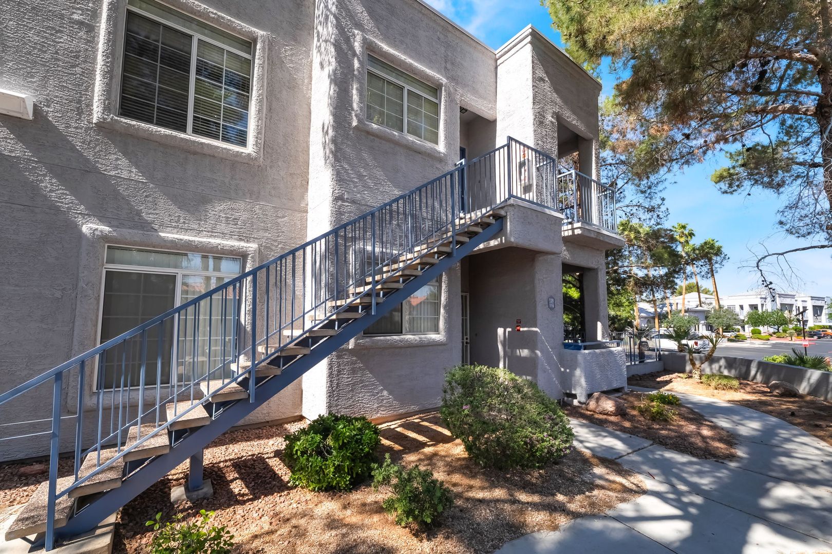 Henderson Condo: 2201 Ramsgate Dr 128