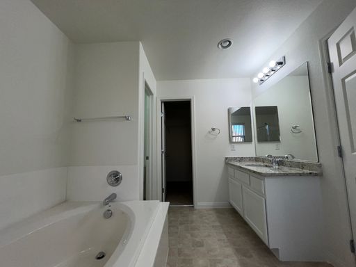 4966 Crimson Mare Rd, Las Vegas, NV 89139