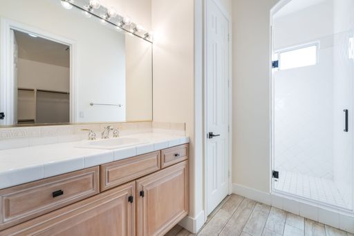 904 Pont Chartrain, Las Vegas, NV 89145