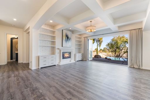 904 Pont Chartrain, Las Vegas, NV 89145