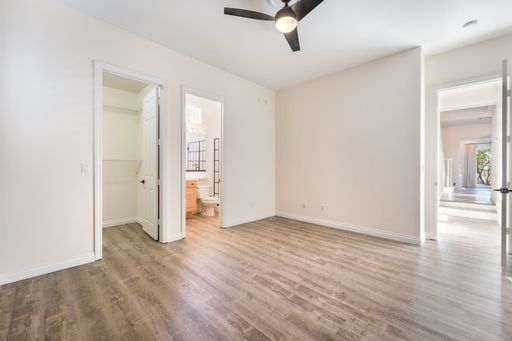 904 Pont Chartrain, Las Vegas, NV 89145