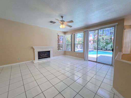 2920 Sunstone St, Las Vegas, NV 89128