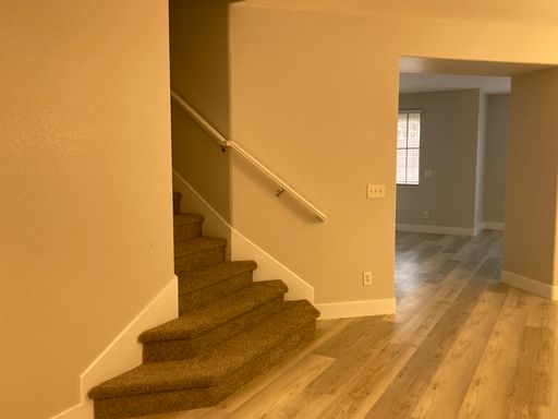 9068 Palomino Park Ct, Las Vegas, NV 89178