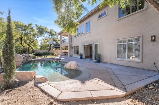 904 Pont Chartrain, Las Vegas, NV 89145