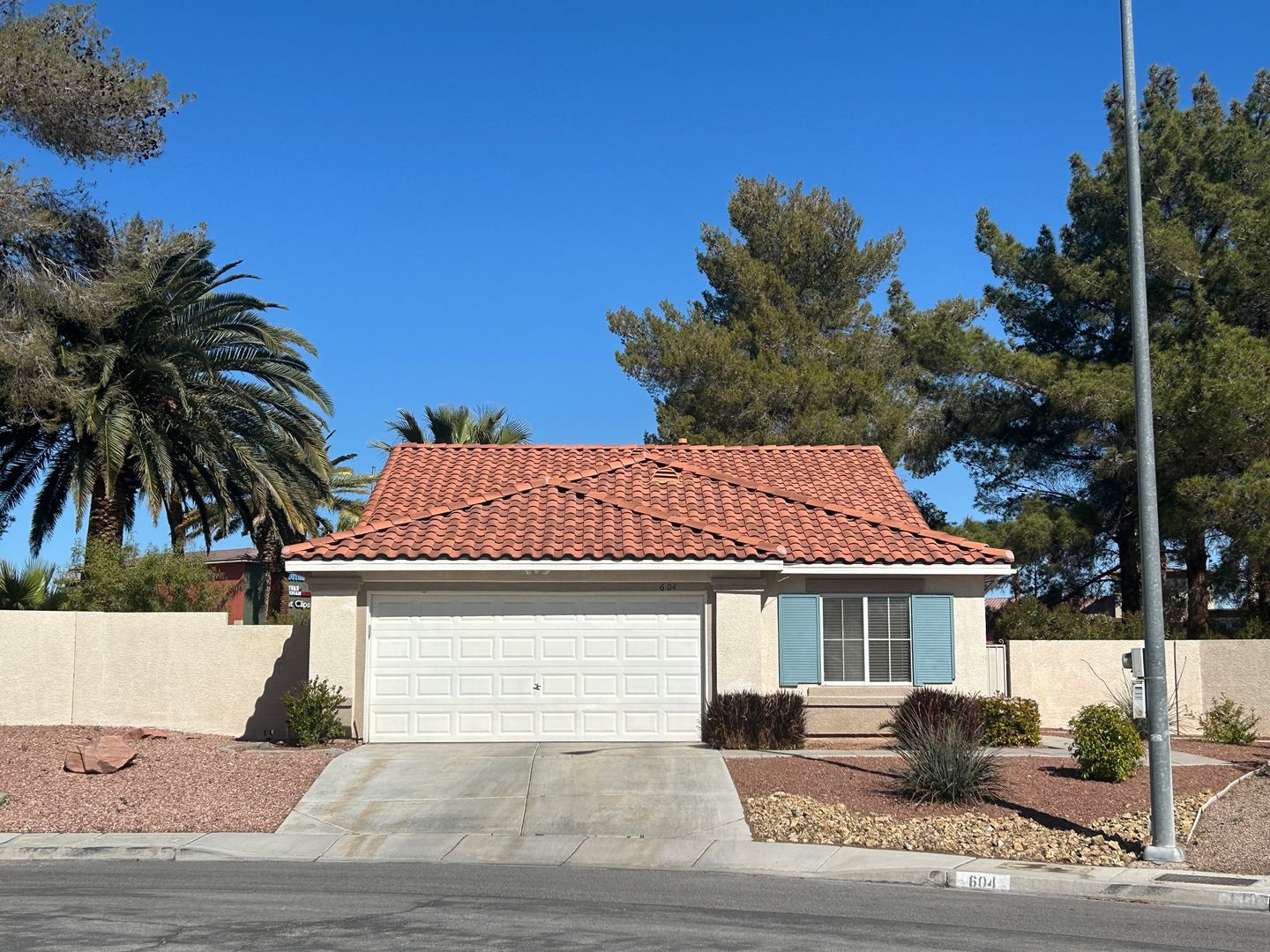 Las Vegas House: 604 Palmwood Ln