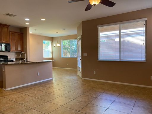 9332 Pearblossom Sky Ave, Las Vegas, NV 89166