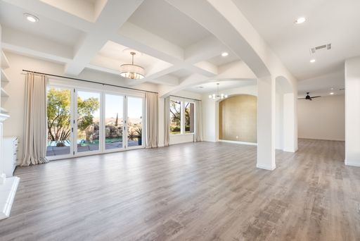 904 Pont Chartrain, Las Vegas, NV 89145