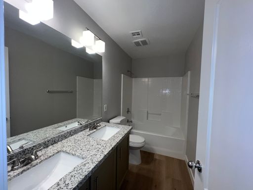 10780 Valencia Hills St, Las Vegas, NV 89141