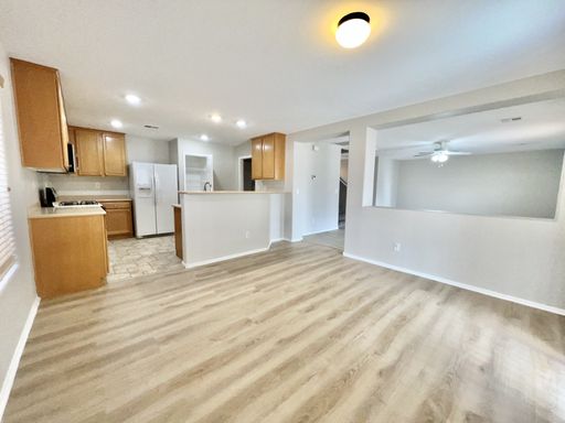 203 Del Cira Ave, Las Vegas, NV 89183