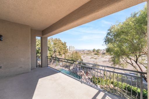904 Pont Chartrain, Las Vegas, NV 89145