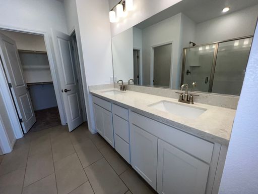 B-230 Wewatta:H-1283, Henderson, NV 89011