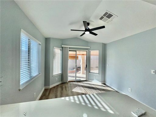 9553 World Cup Dr, Las Vegas, NV 87117