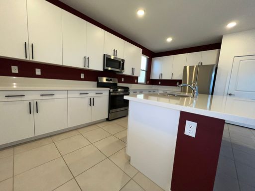 612 Emerson Creek Ct, North Las Vegas, NV 89084