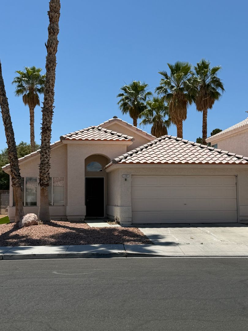 Las Vegas House: 5305 Camino Del Rancho