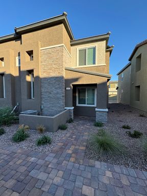 197 Wewatta Ave, Henderson, NV 89011